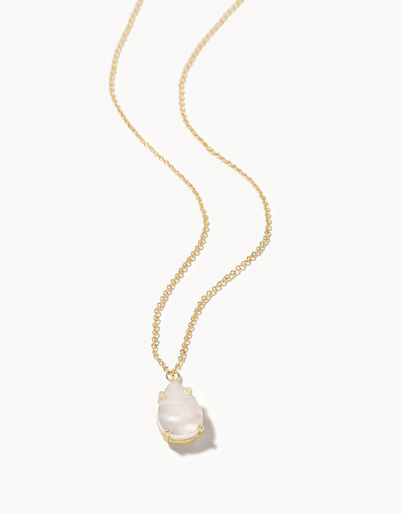 Oh Shell Necklace 18" Wine Day/Pearlescent