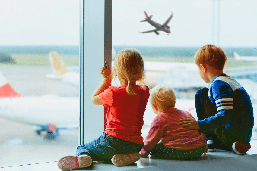 How to Keep Your Little Ones Entertained on a Flight