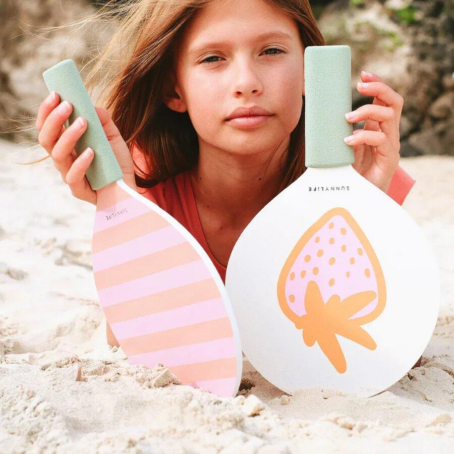 Kids Beach Bats Sea Seeker Strawberry - ONE SIZE - Beach Toy