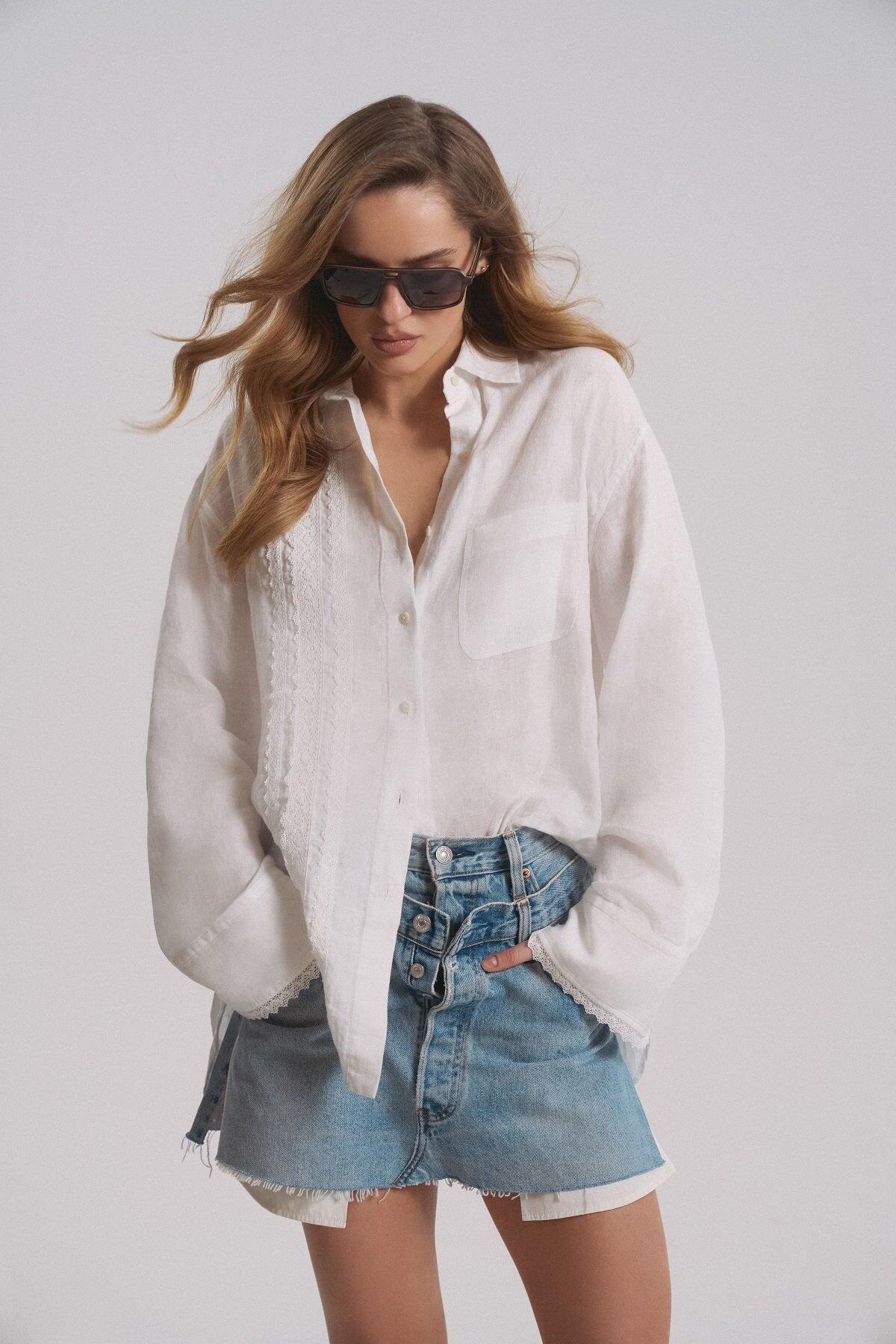 White Shirt with Lace - Top