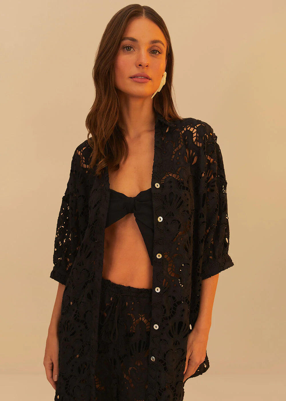 Seashell Eyelet Shirt Black