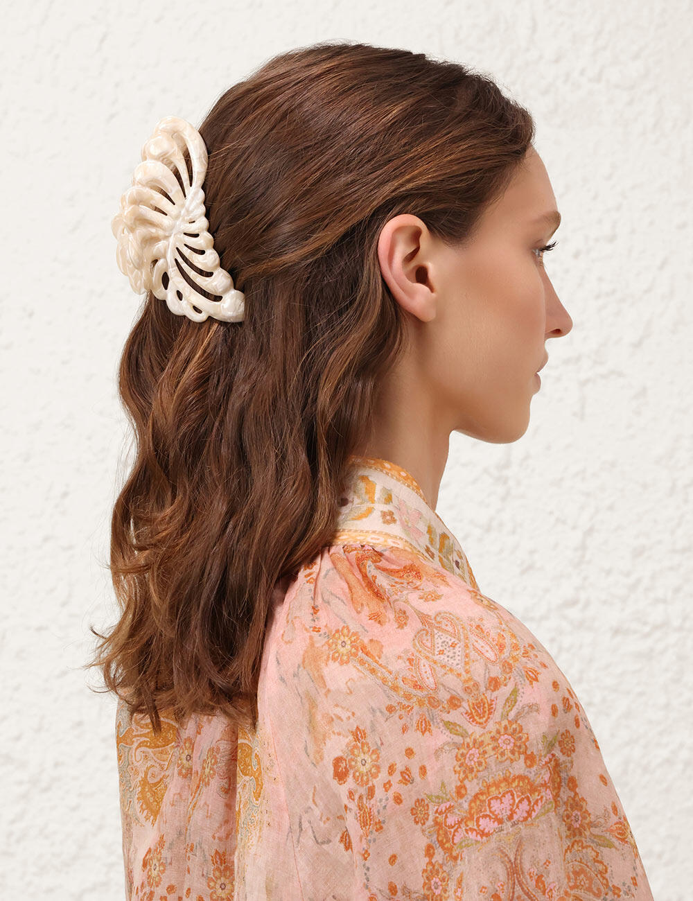 Palm Clasp Shell - Hair Accessories