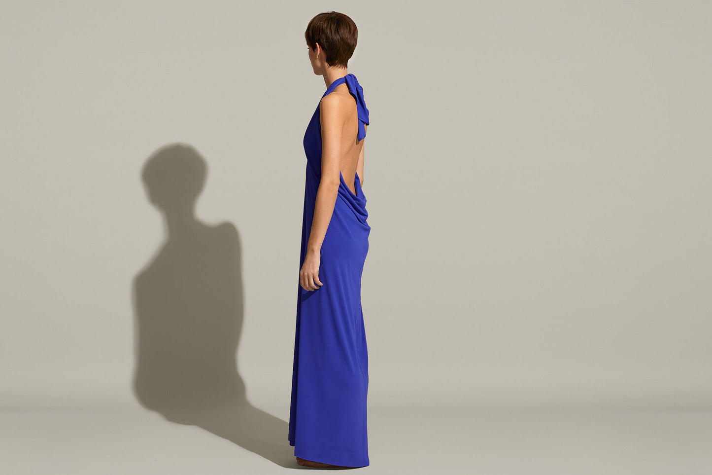 backless resort dress
