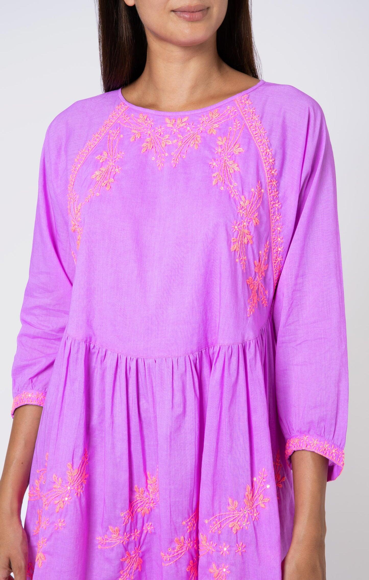 Batwing Dress W/Contrast Lotus Embro - L Violet/Neon Peach