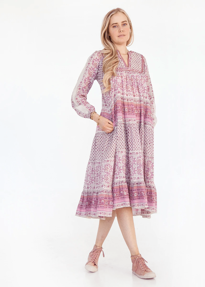 Load image into Gallery viewer, Nitika Nima Dress Quilt, Mauve
