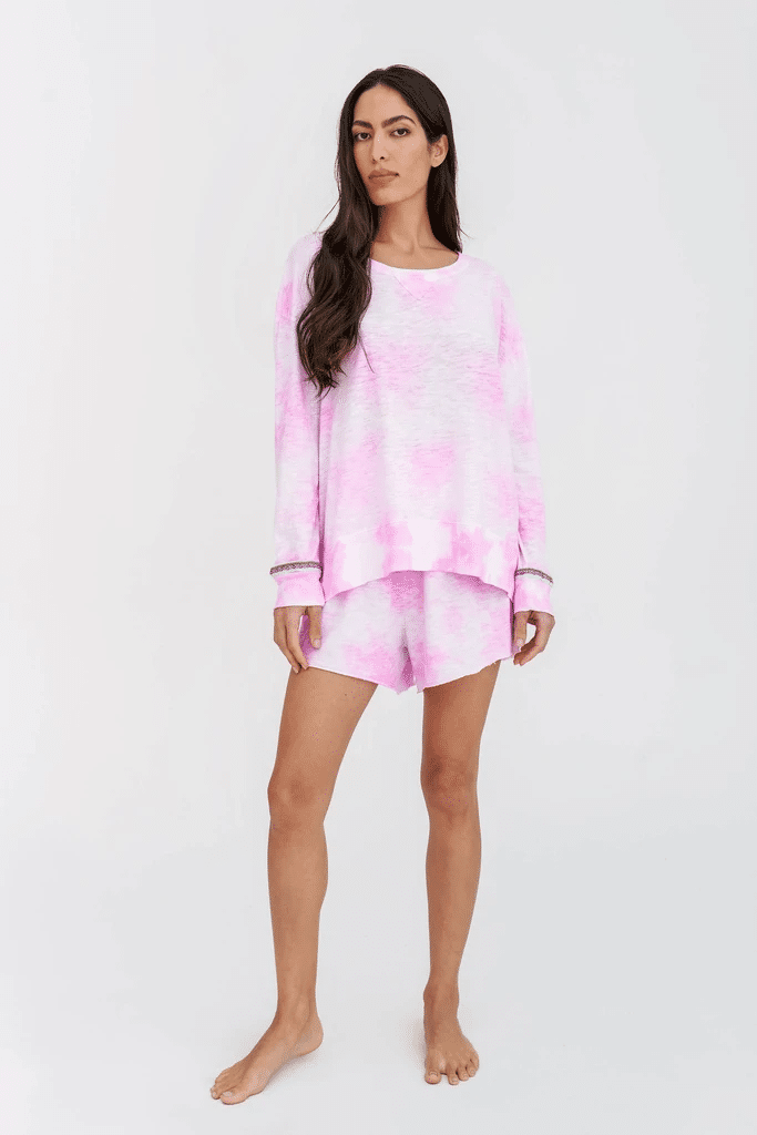 Woman wearing Pitusa cotton lounge set